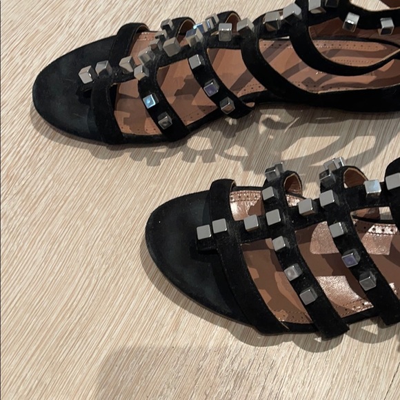 Alaia suede gladiator sandals with silver studs - Picture 3 of 4
